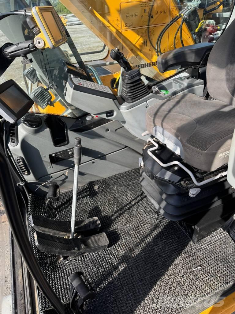 Liebherr R 936 LC Roomikekskavaatorid