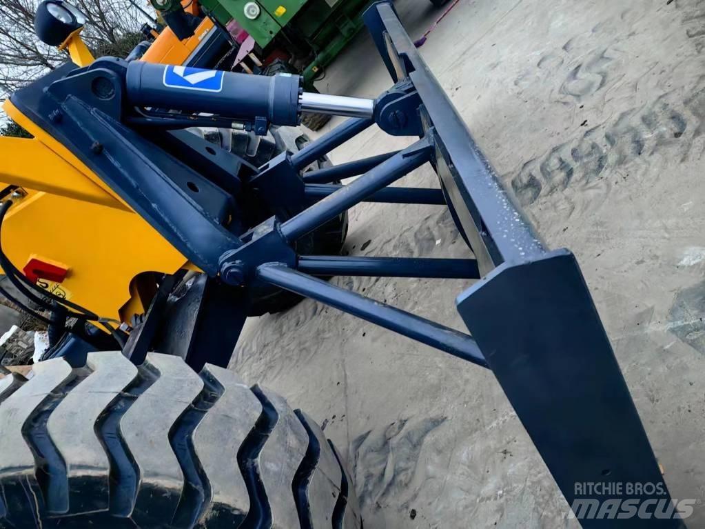 XCMG GR 2153 Greiderid