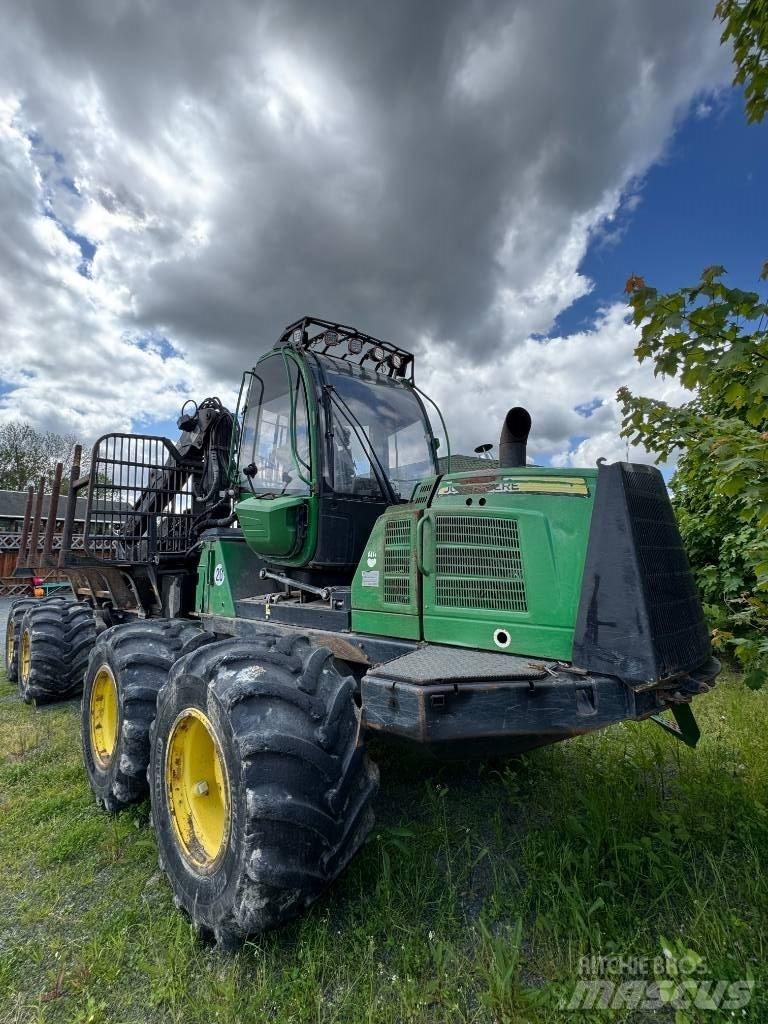 John Deere 1210 E Forwarderid