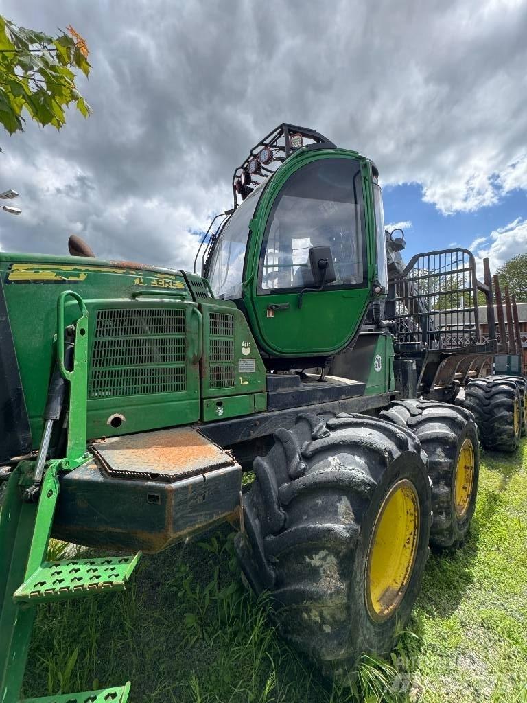 John Deere 1210 E Forwarderid