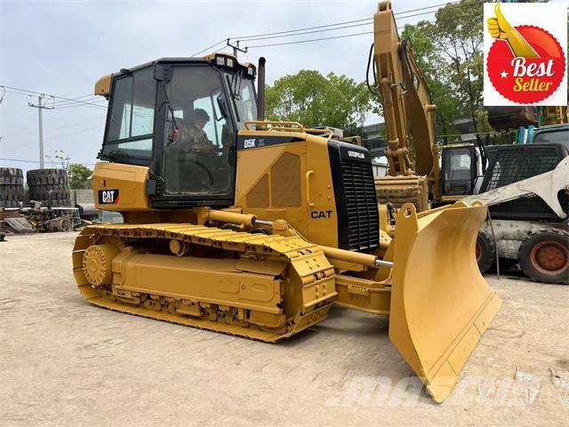 CAT D 5 K Buldooserid