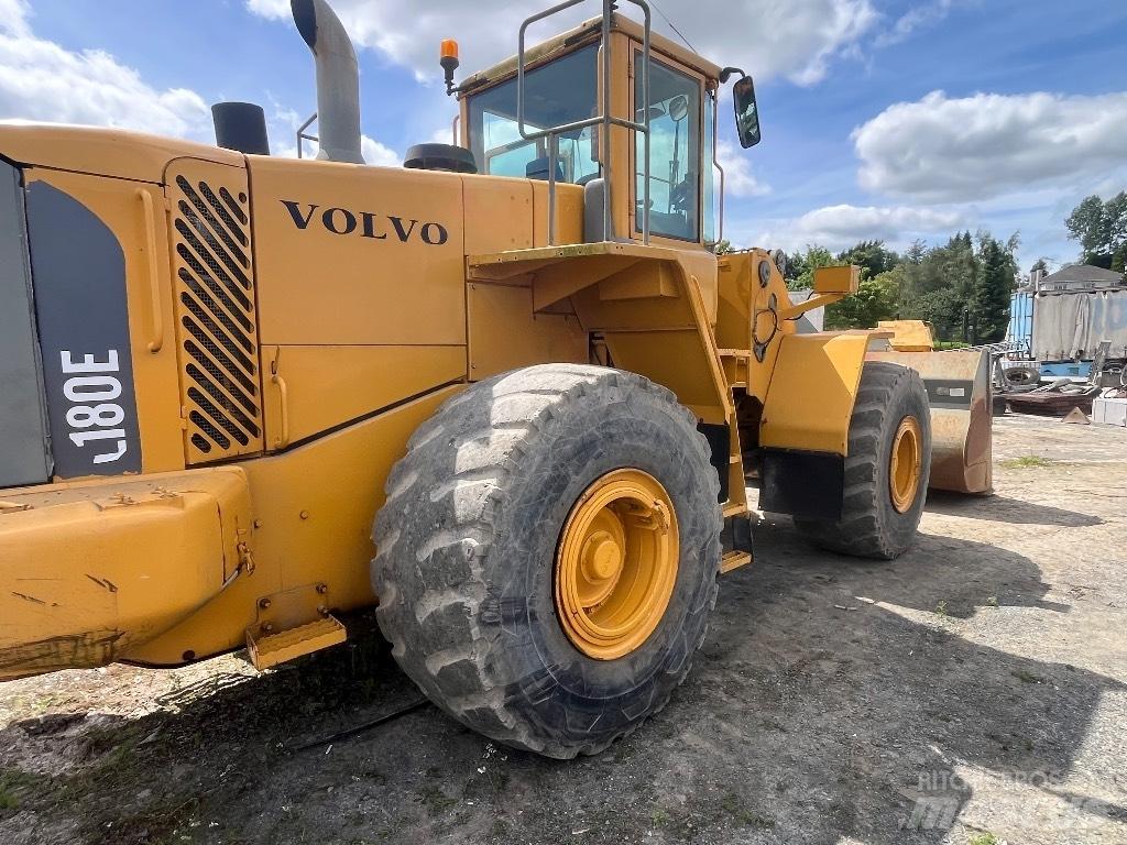 Volvo L 180 E Rataslaadurid