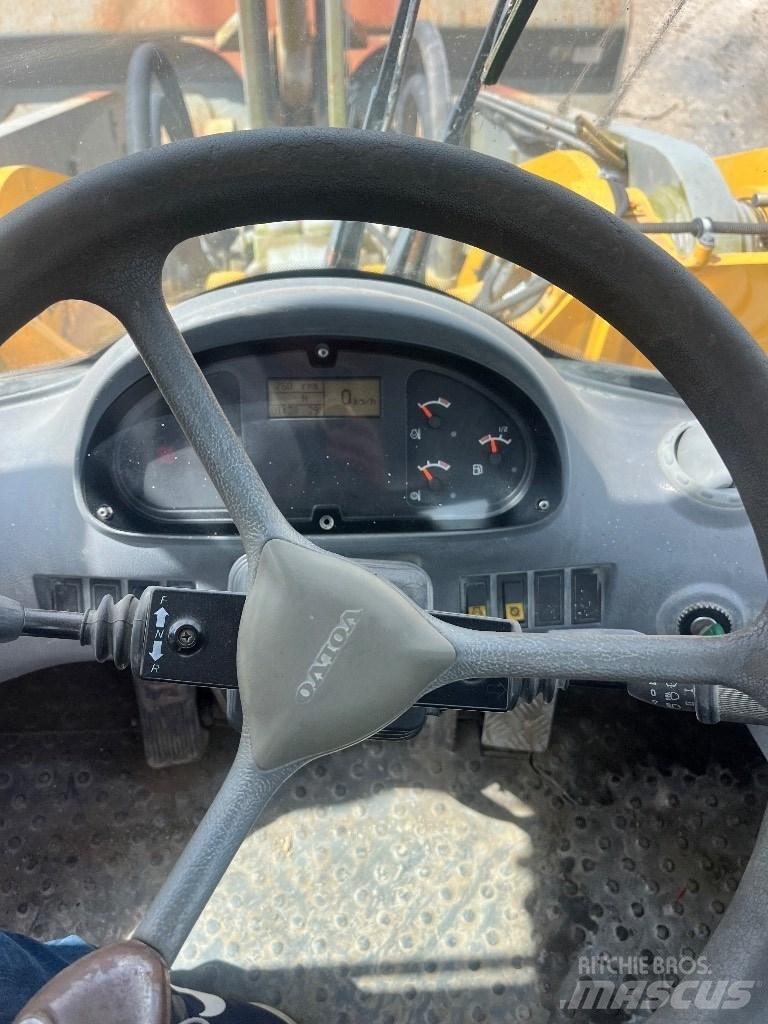 Volvo L 180 E Rataslaadurid