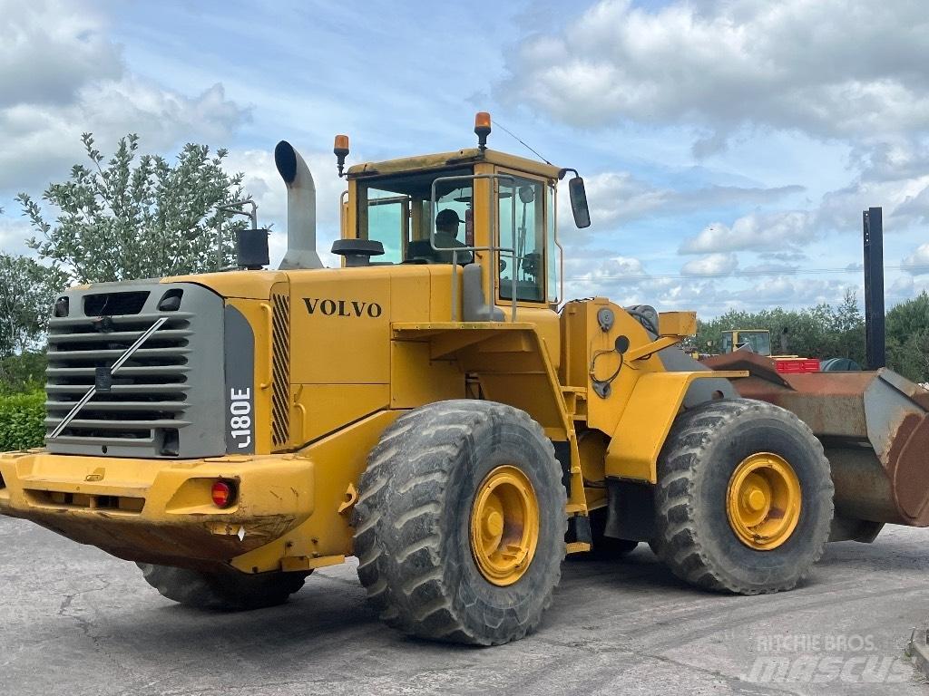Volvo L 180 E Rataslaadurid