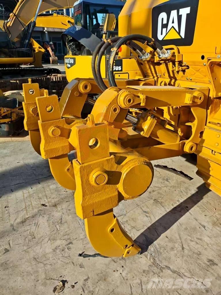 CAT D6G Buldooserid