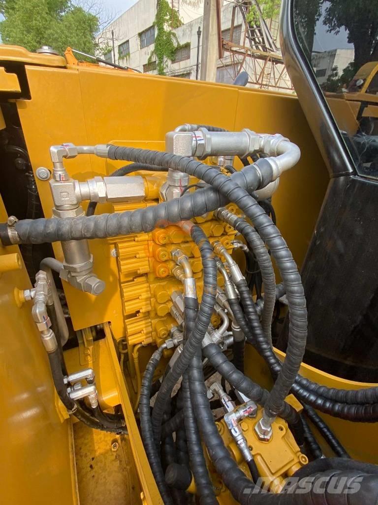 CAT 307 E Roomikekskavaatorid