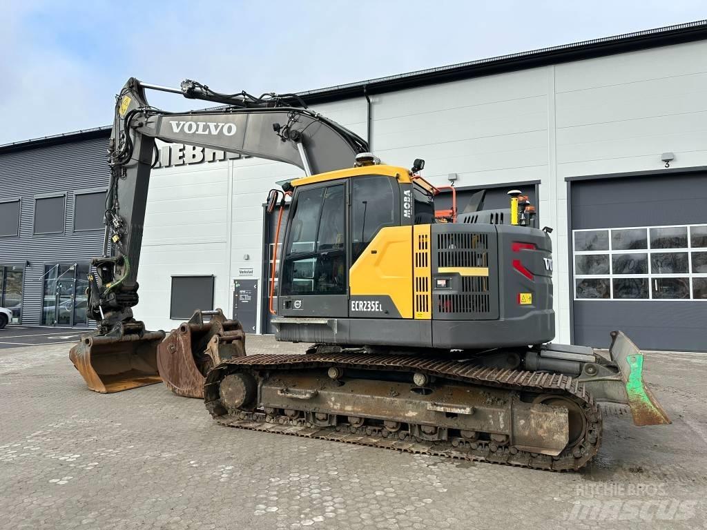 Volvo ECR 235 E LC Roomikekskavaatorid