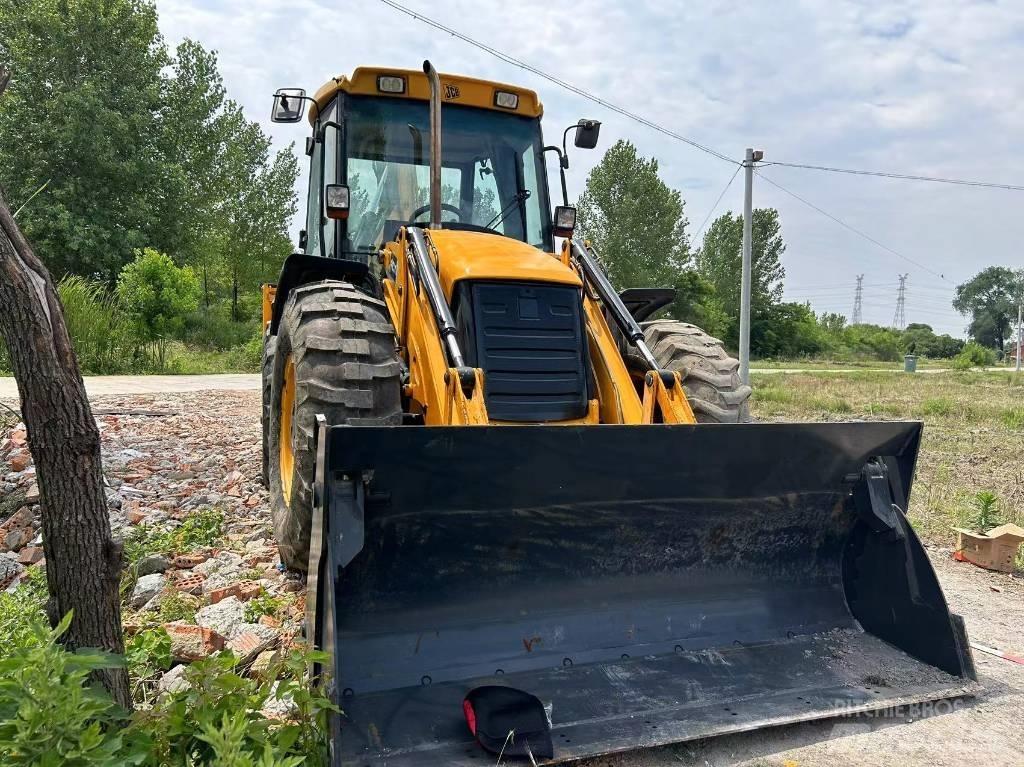 JCB 4 CX Ekskavaatorlaadurid