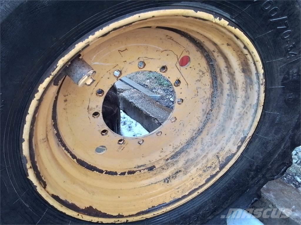 Rottne H20 20x34 Rehvid, rattad ja veljed