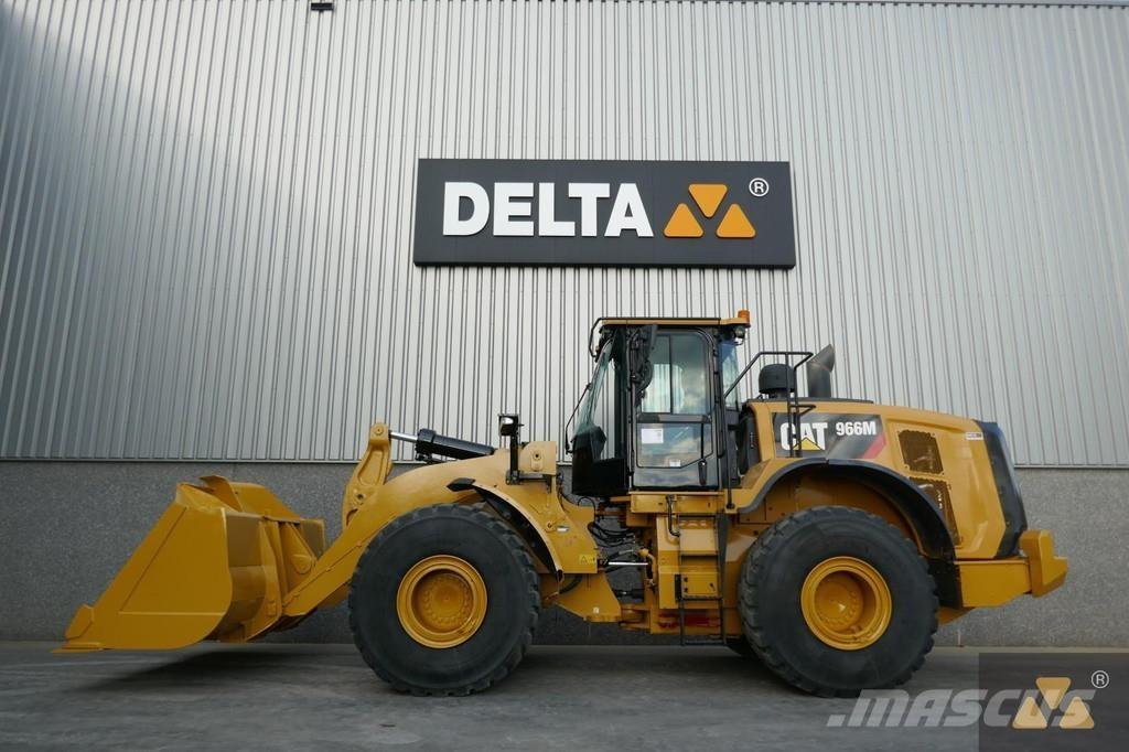 CAT 966M Rataslaadurid