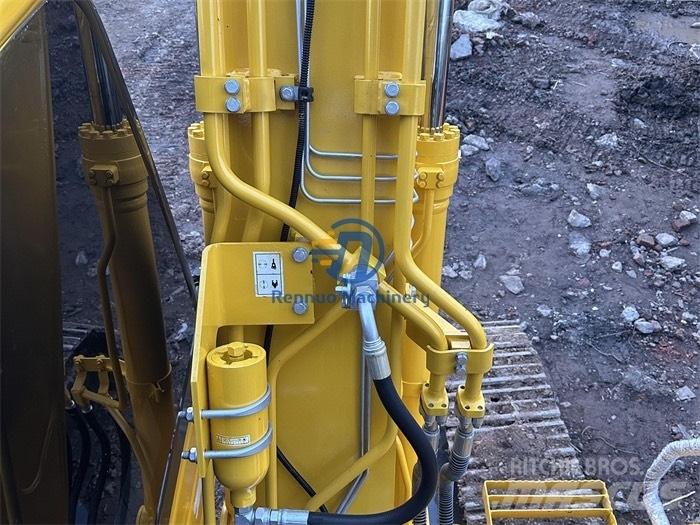 Komatsu PC 120-8 Roomikekskavaatorid