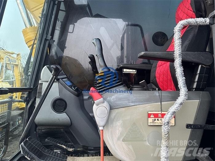 Komatsu PC 120-8 Roomikekskavaatorid