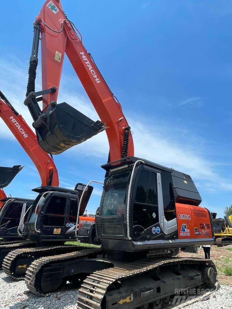Hitachi ZX 240 Roomikekskavaatorid