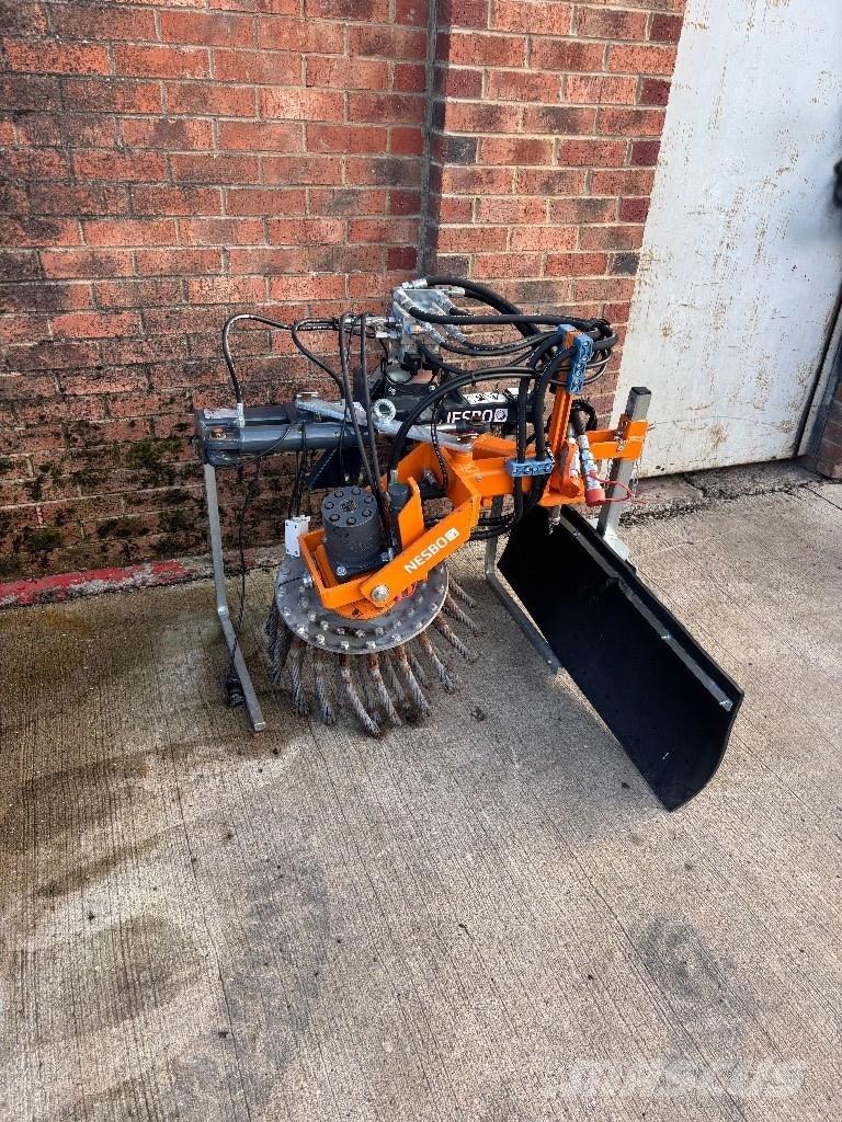 Hako 1600 1600 Kommunaalteenuste traktorid