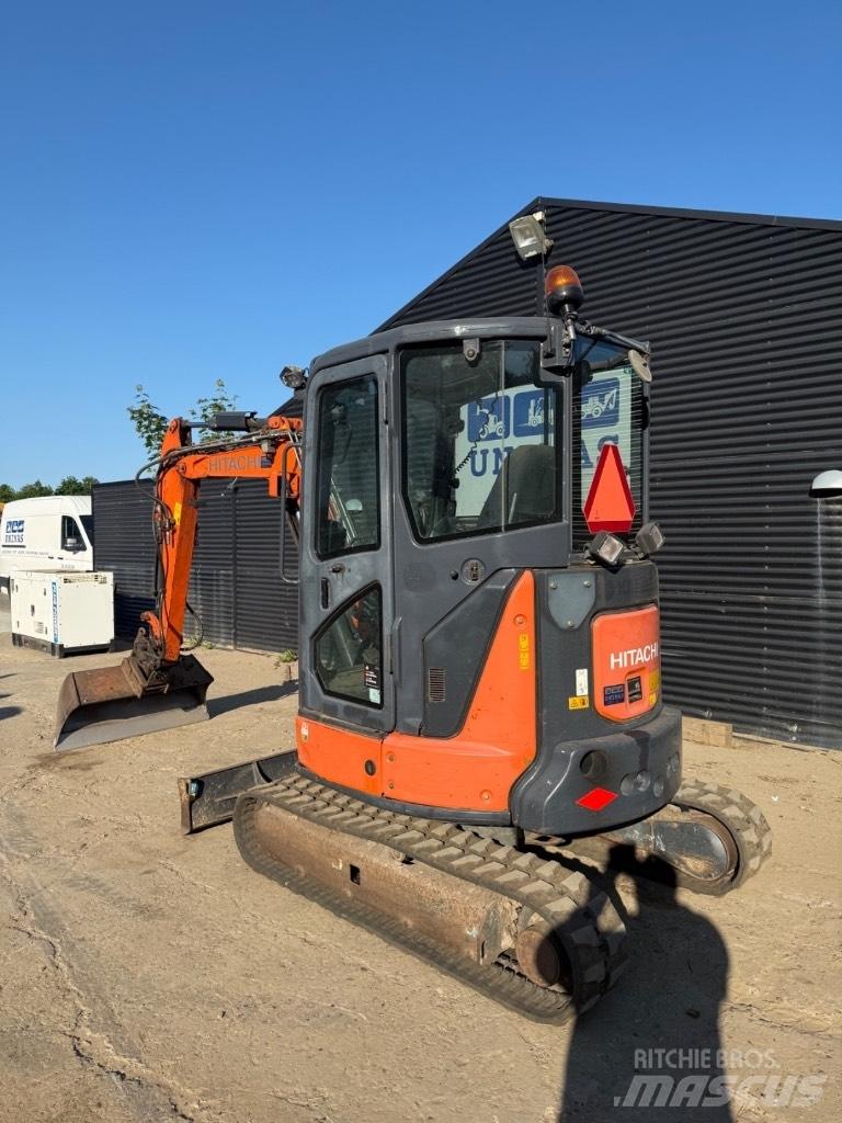 Hitachi ZX 33 Roomikekskavaatorid