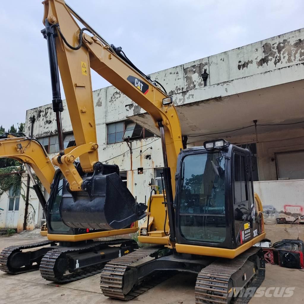 CAT 307 D Roomikekskavaatorid