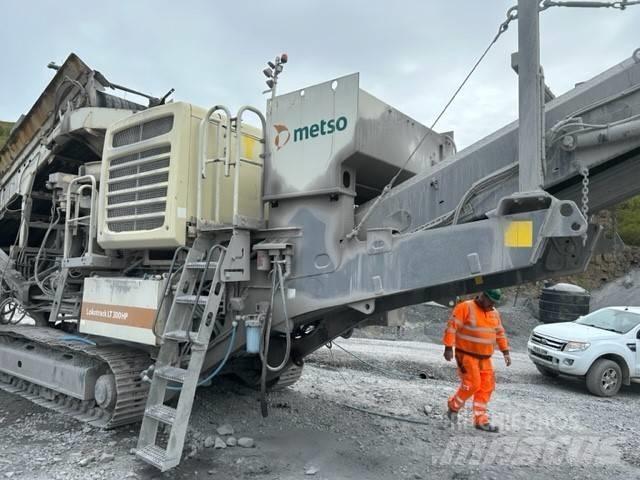 Metso LT 300 HP Iseliikuvad purustid