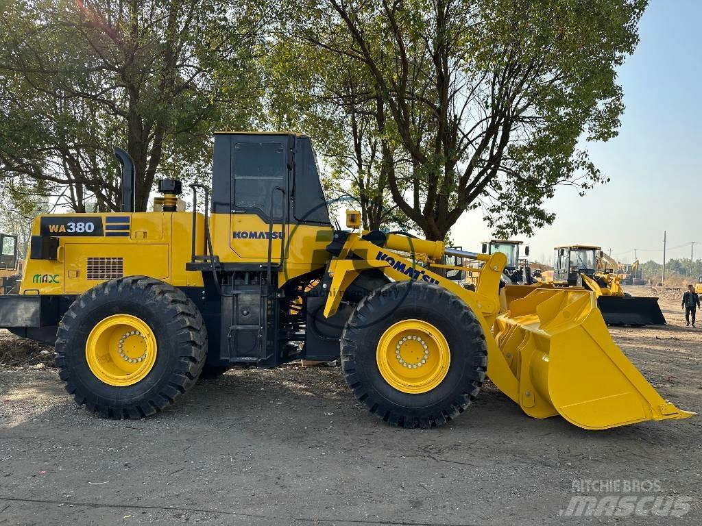 Komatsu WA 380 Rataslaadurid