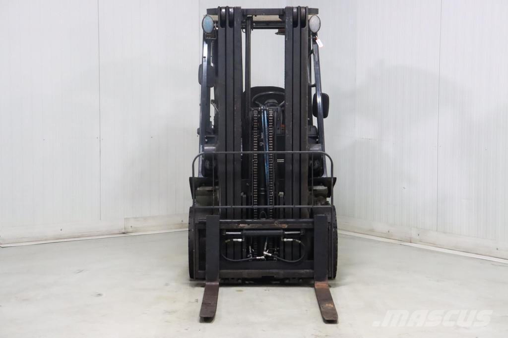 Nissan U1D2A20LQ Gaasitõstukid