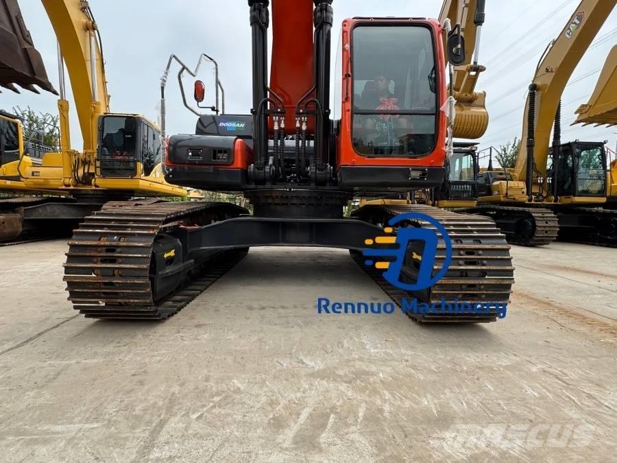Doosan DX 340 Roomikekskavaatorid