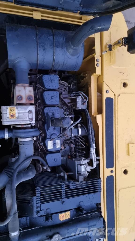 Komatsu PC 210 LC-7K Roomikekskavaatorid