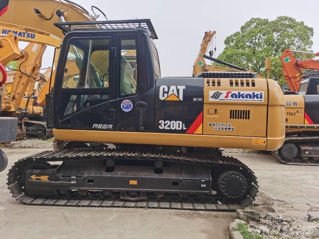CAT 320 DL Roomikekskavaatorid