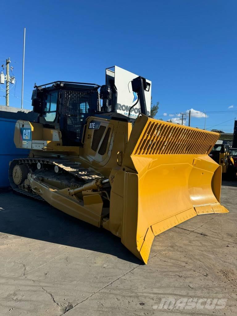 CAT D 7 E LGP Buldooserid