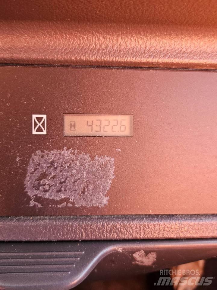 Socage A 314 Auto korvtõstukid
