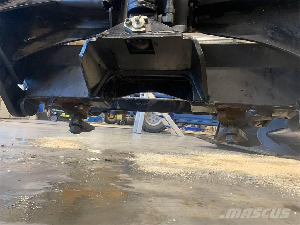 Komatsu 895 Muud osad
