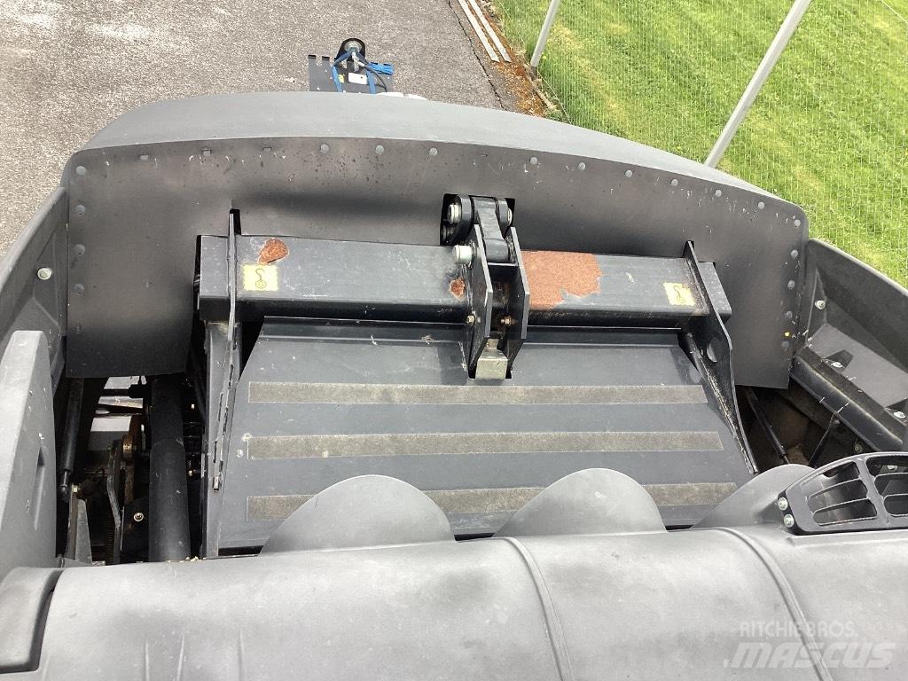 New Holland 1290 Heinapressid