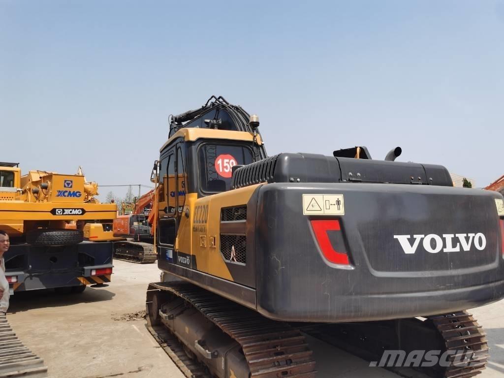 Volvo EC 220 Roomikekskavaatorid