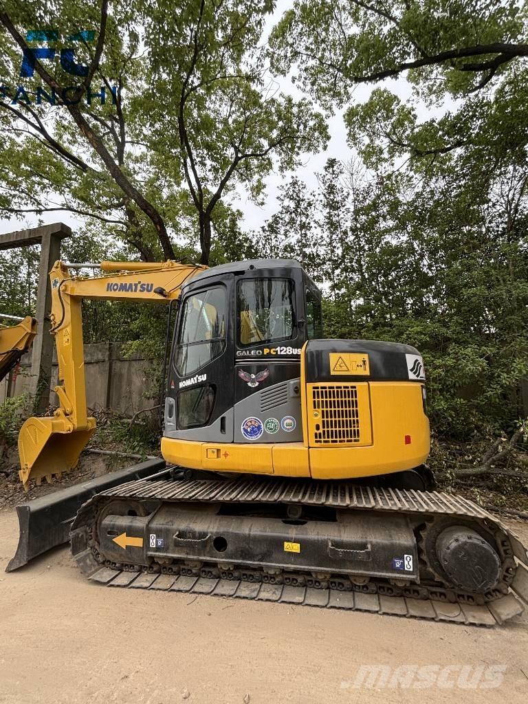 Komatsu PC128US Roomikekskavaatorid