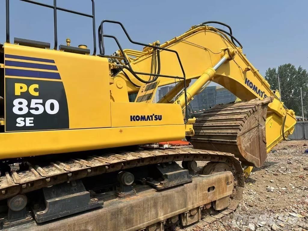 Komatsu PC 850-8 Amfiib ekskavaatorid