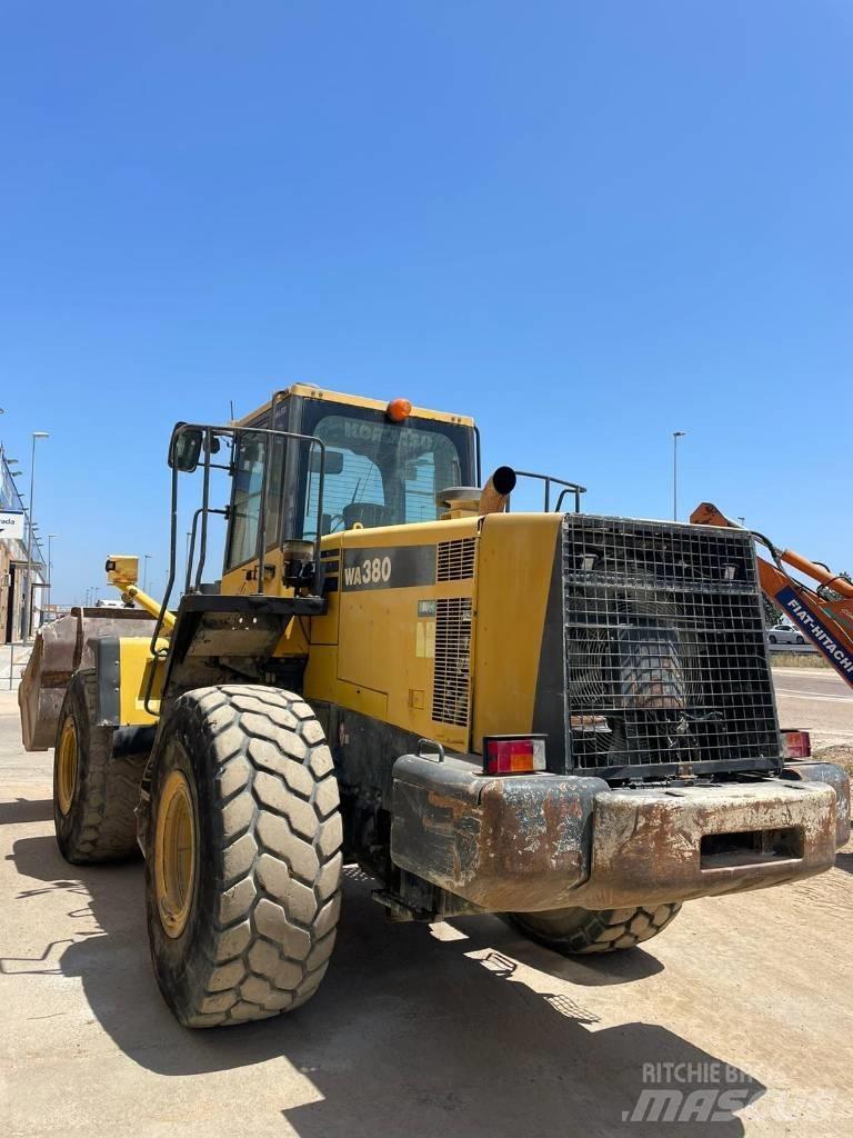 Komatsu WA 380 Rataslaadurid