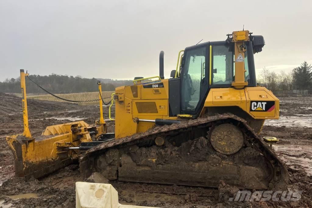 CAT D 6 N LGP Buldooserid