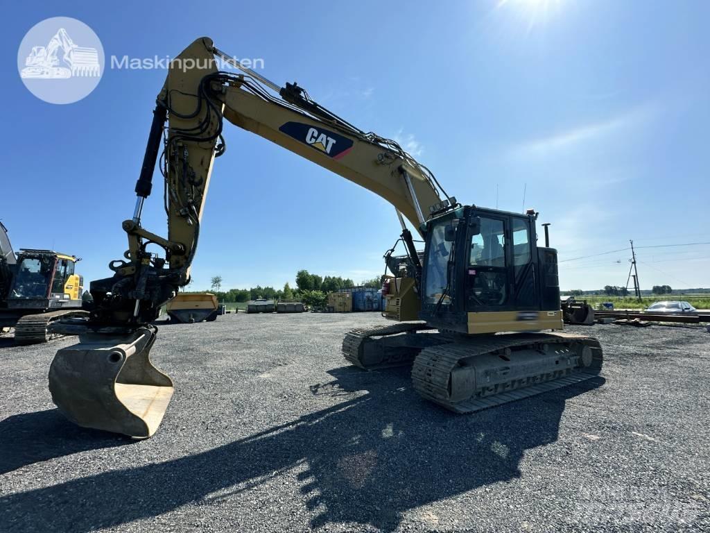 CAT 325 FL CR Roomikekskavaatorid