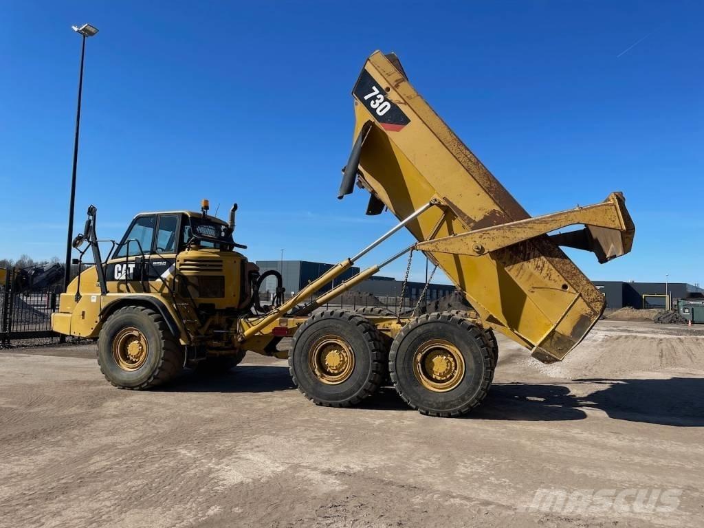 CAT 730 Liigendraamiga pinnaseveokid