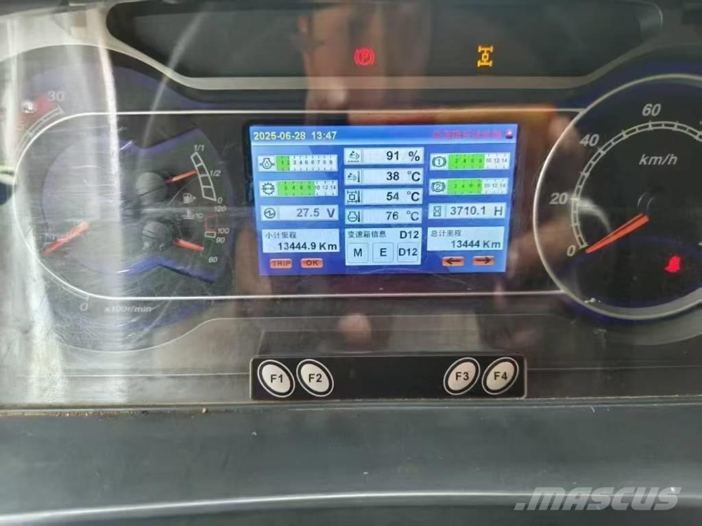 Sany SAC2600C8 Maastikutõstukid