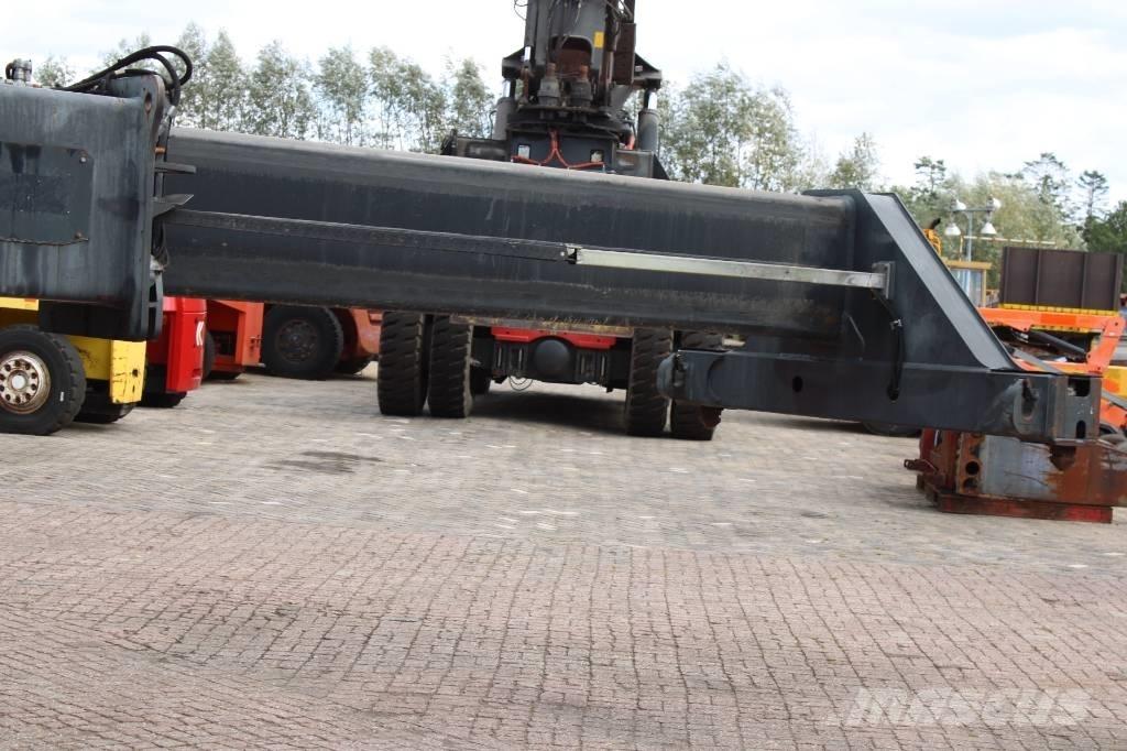 Kalmar DRF450-65A5X Konteineritõstukid