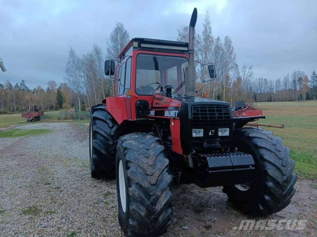 Valmet 2105 Traktorid