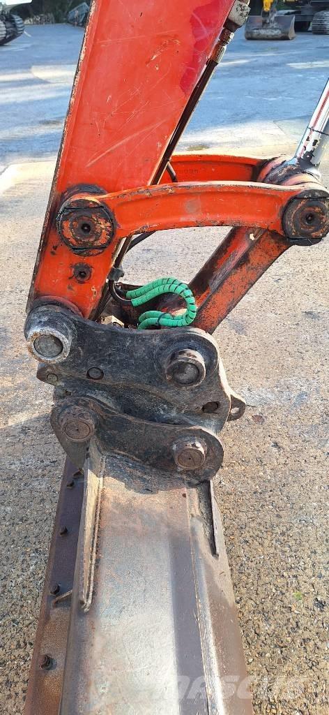 Kubota KX 080-4 Väikeekskavaatorid 7t-12t