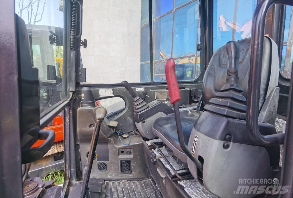 Hitachi ZX 50 U Miniekskavaatorid < 7 t