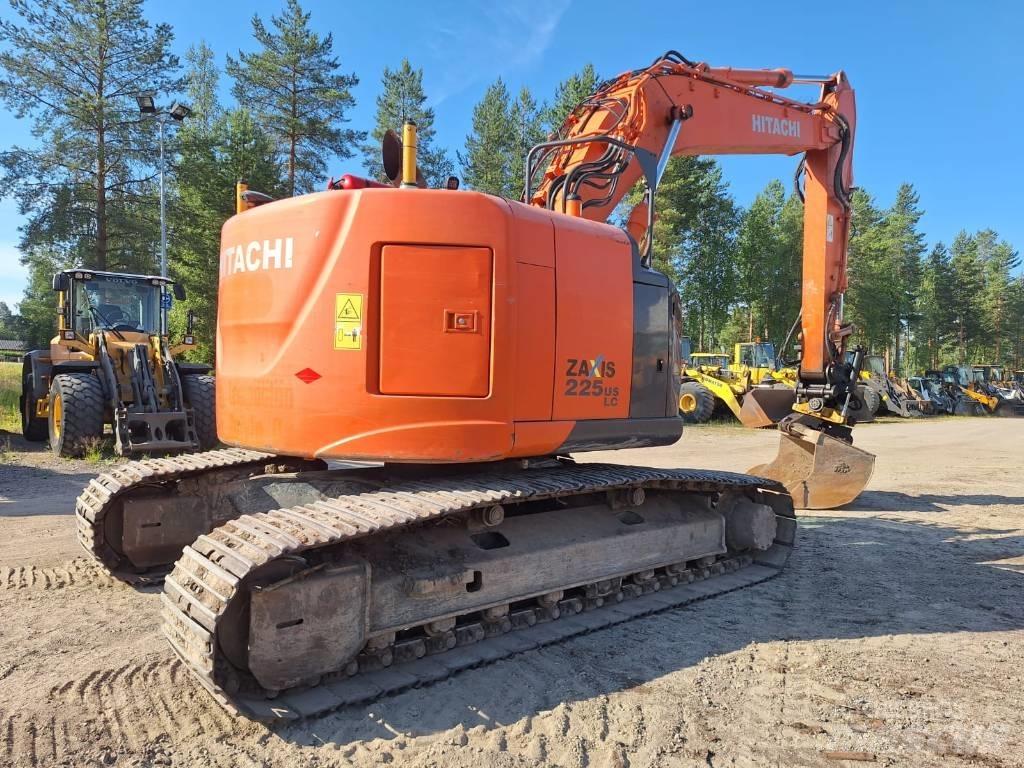 Hitachi ZX225USLC-5 Roomikekskavaatorid