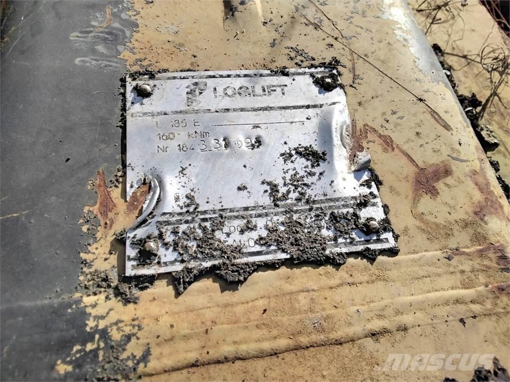 Loglift L185 Forvarderi kraanad