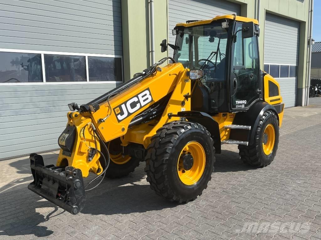 JCB TM 220 Põllumajanduslikud teleskoopkäitlejad