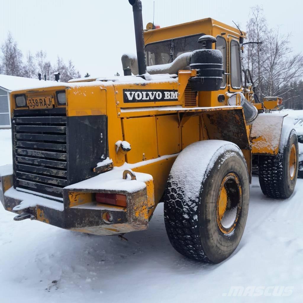 Volvo L 90 Rataslaadurid