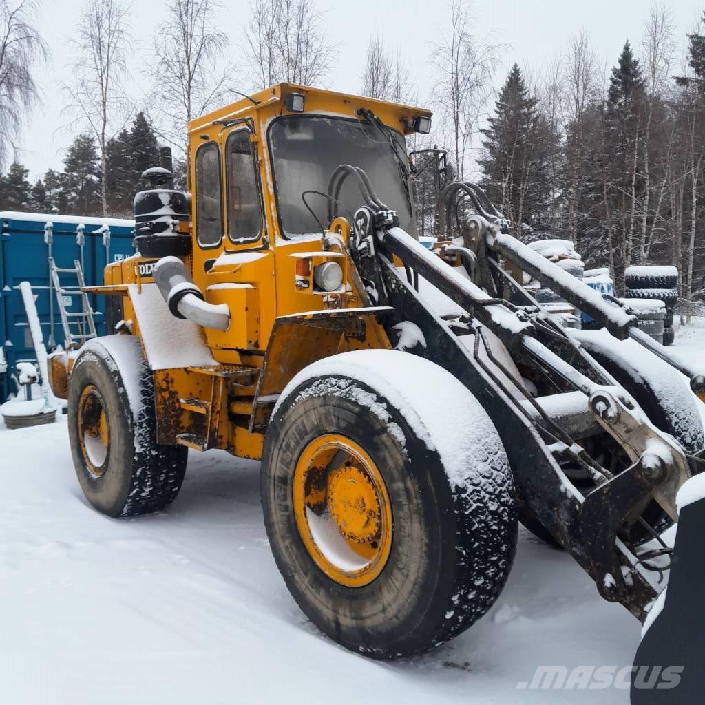 Volvo L 90 Rataslaadurid