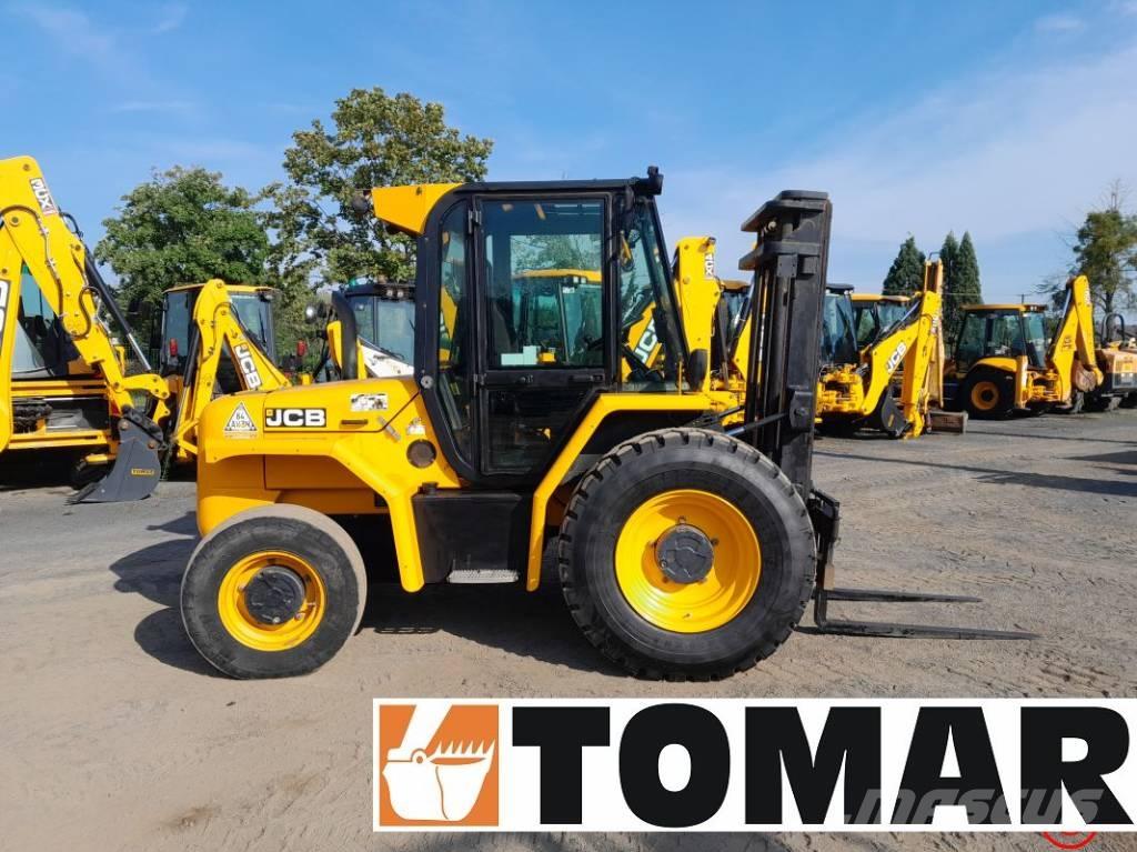JCB 930-4 Maastikutõstukid