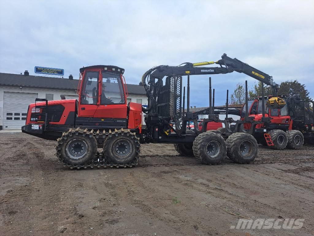 Komatsu 855 Forwarderid