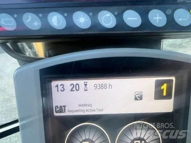 CAT M 318 F Ratasekskavaatorid
